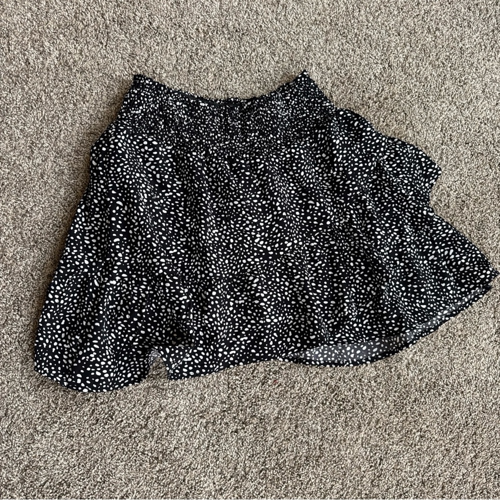 Altar’d State Small Black and White Polka Dot Skirt